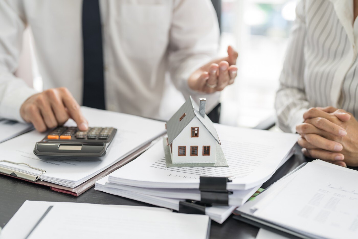 Estate Agents vs Property Management: What Are the Key Differences?