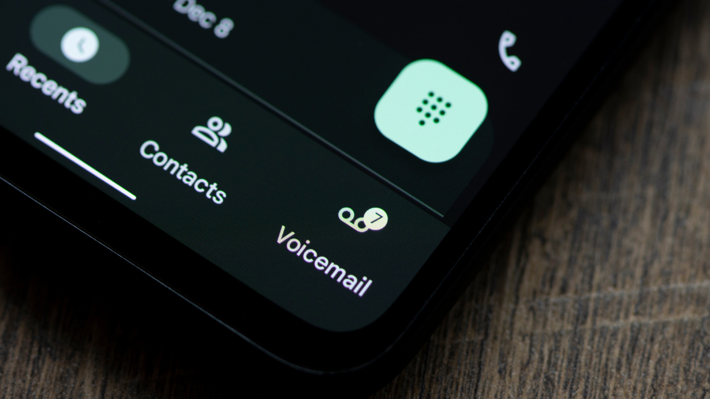 How to Record a Professional Voicemail Greeting